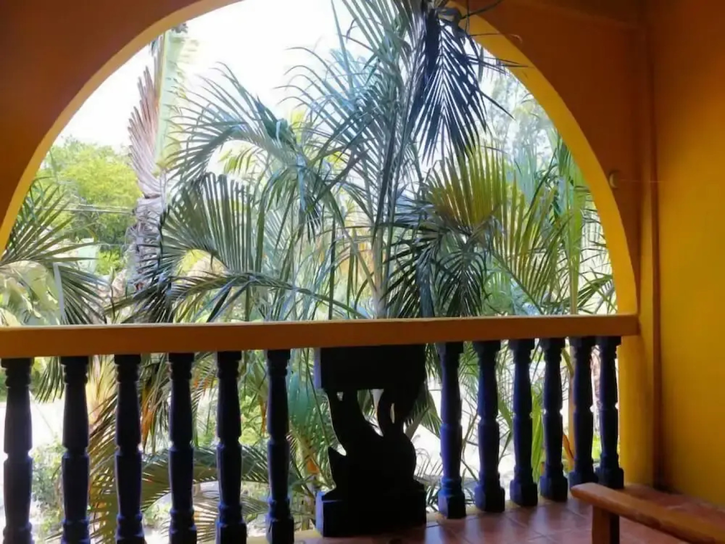 Maya Breeze Inn