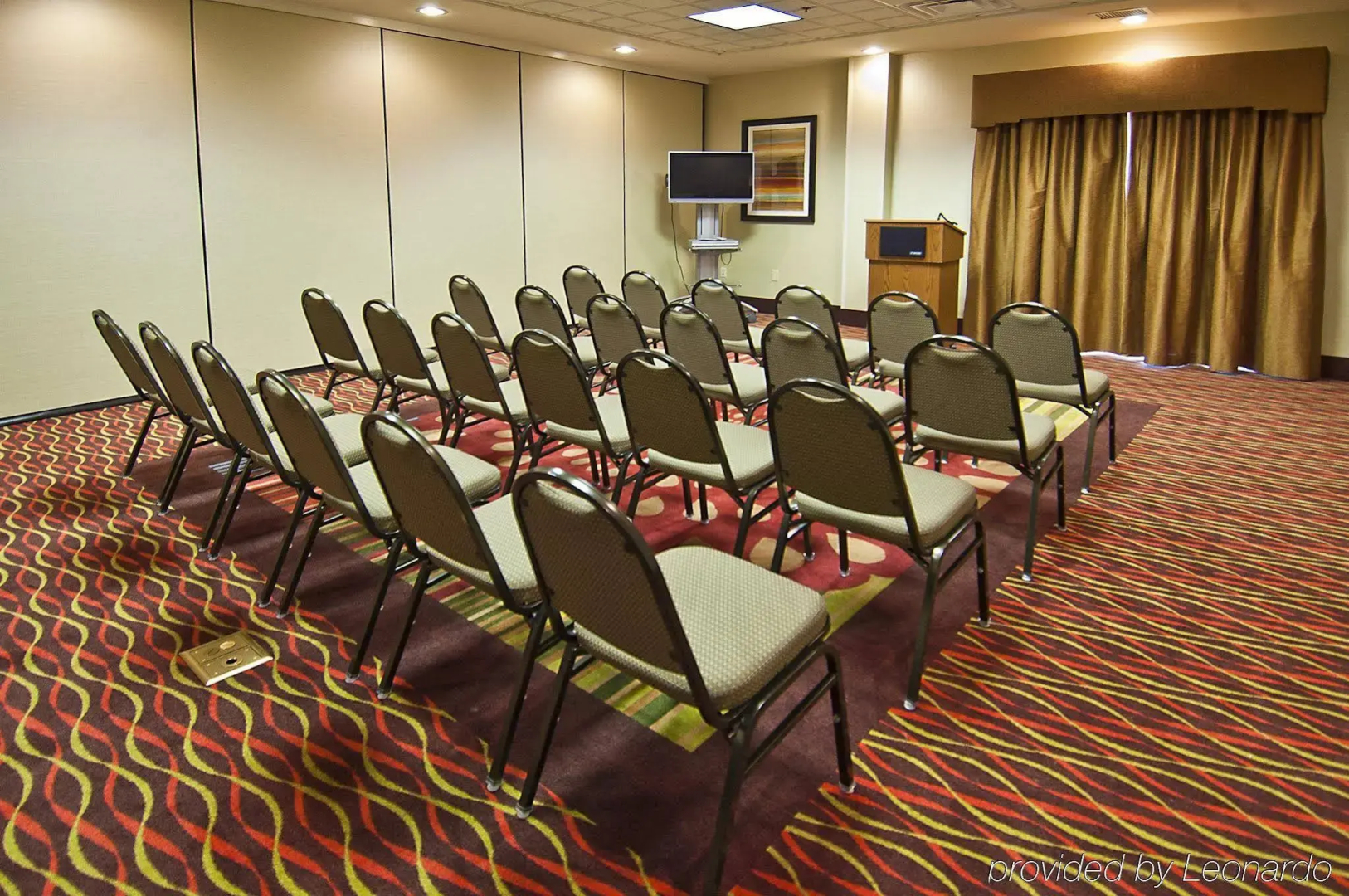 Holiday Inn Express Hotel & Suites Tupelo by IHG