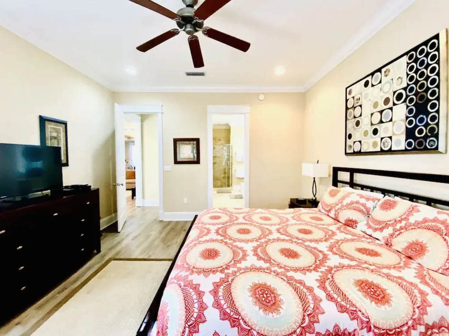 Beach Club Cottage 20 by ALBVR