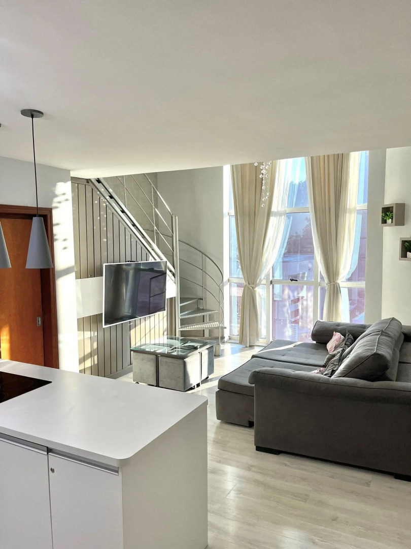 Saint Sebastian Flat 615 - Com Hidro! até 4 pessoas, Duplex, no centro