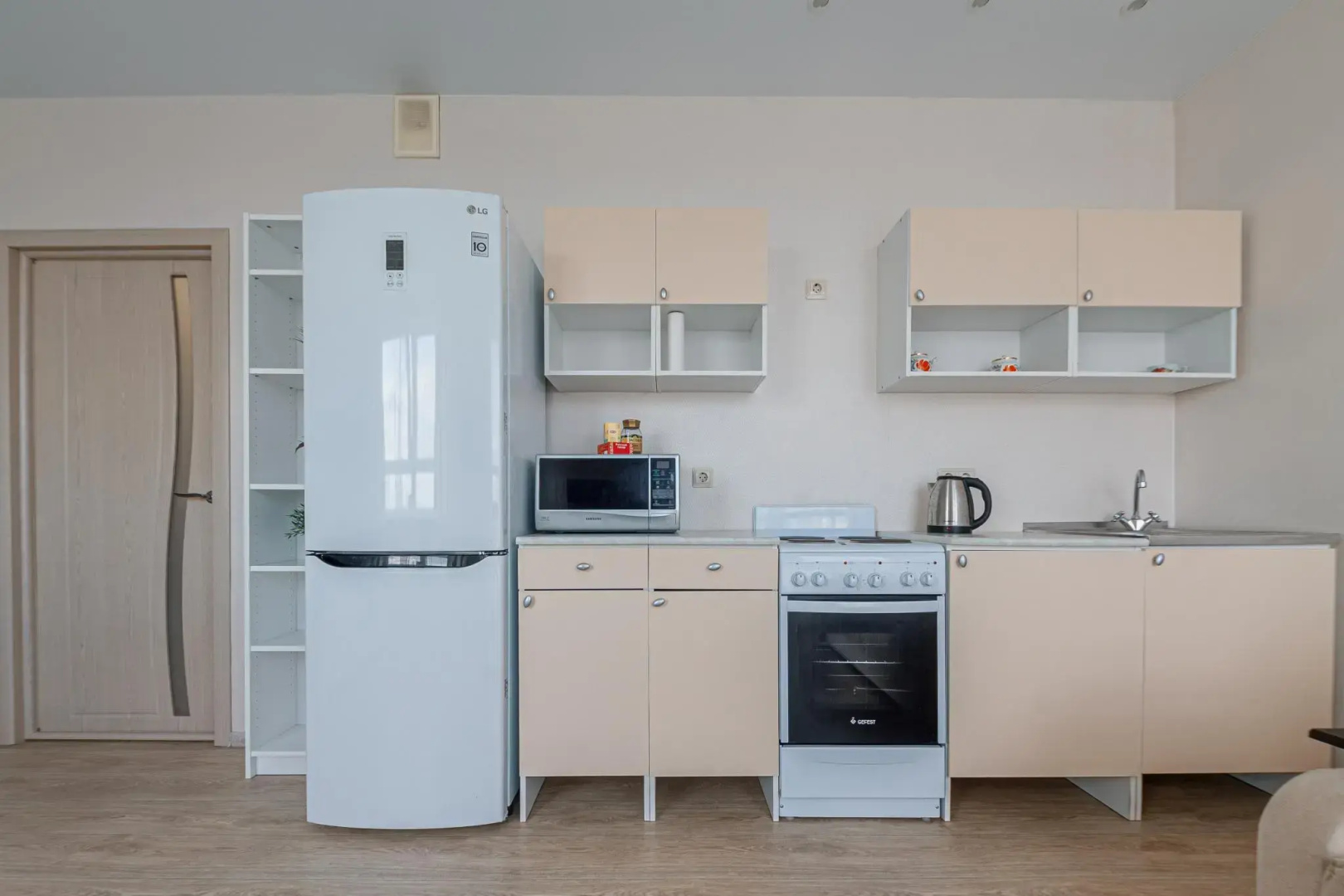 Vegas apartments (Вегас апартментс) на проспекте Гагарина 101 корпус 1