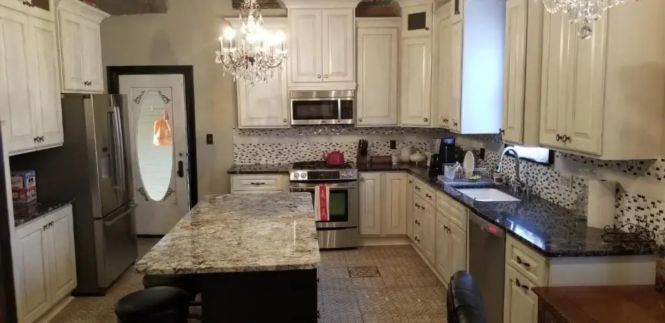 Historic Victorian Inn