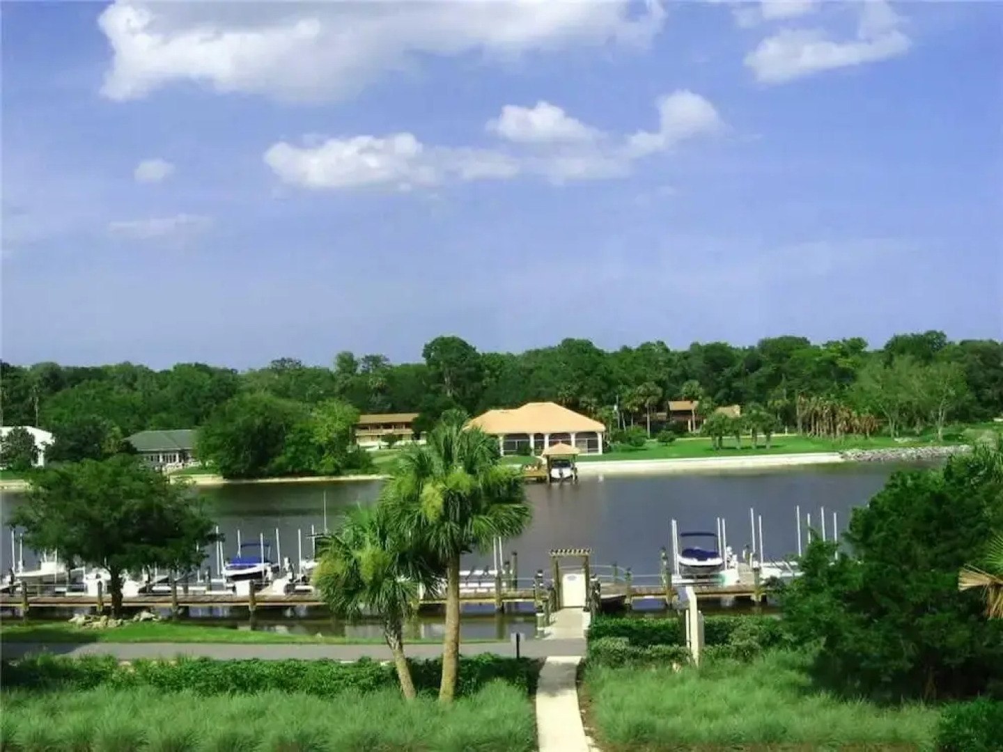 Canopy Walk 1012 - Three Bedroom Condo