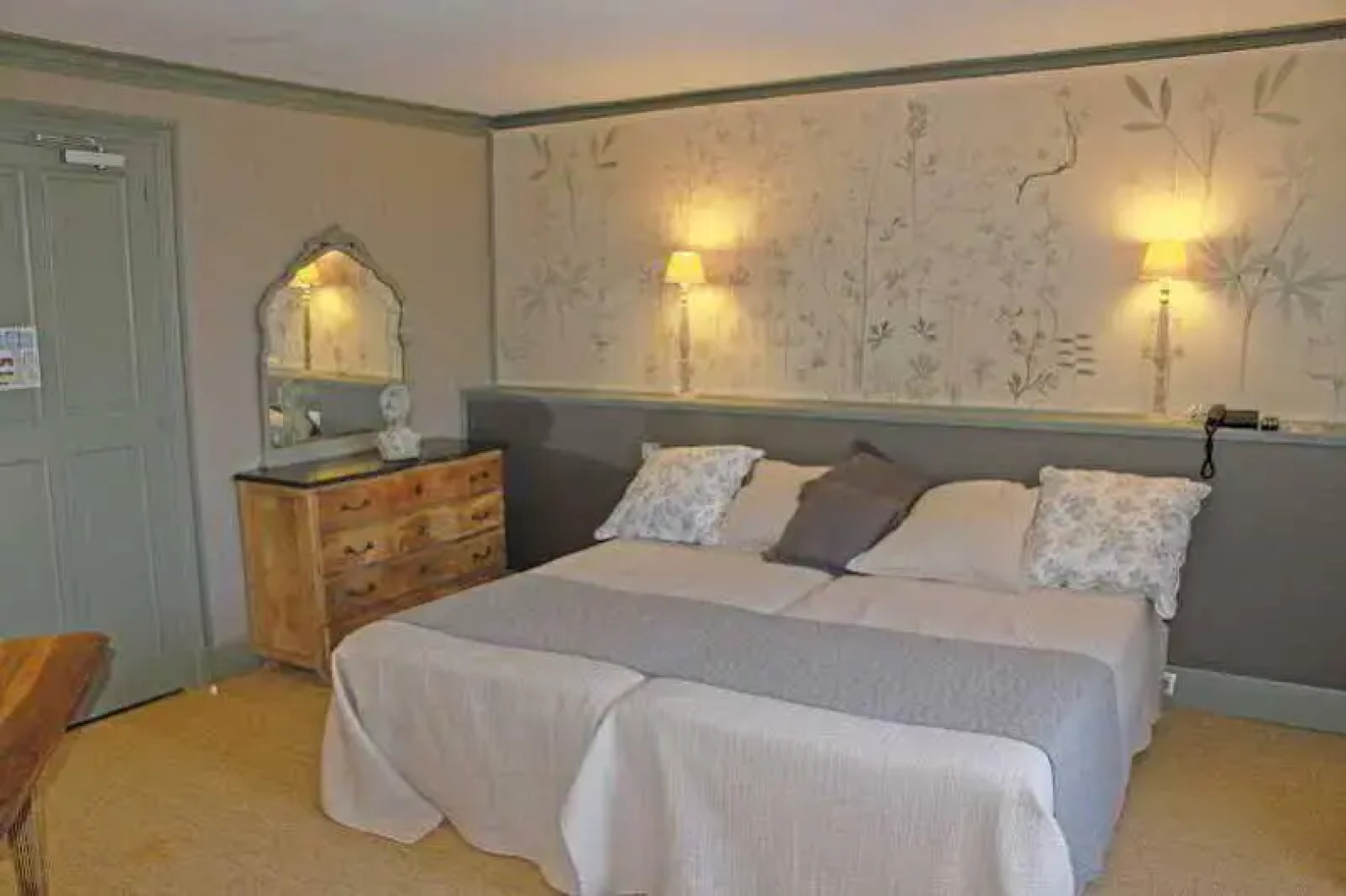 Château de Larroque