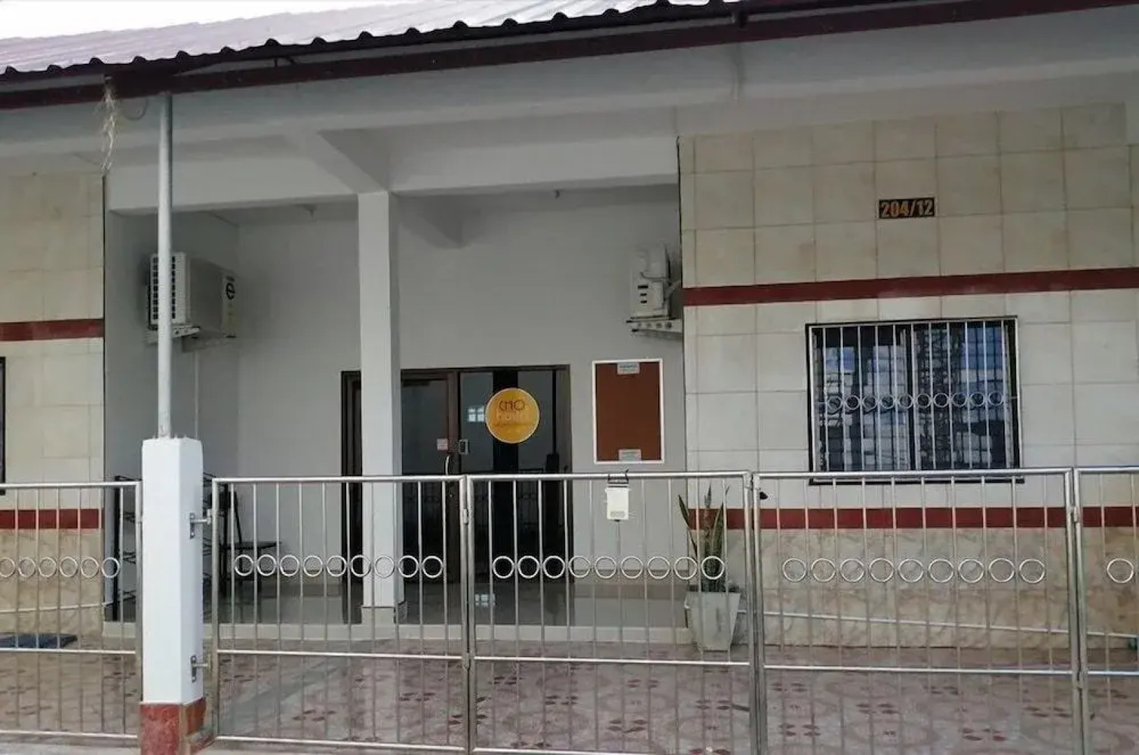 CHO Hostel and Sleep Box - Adults Only