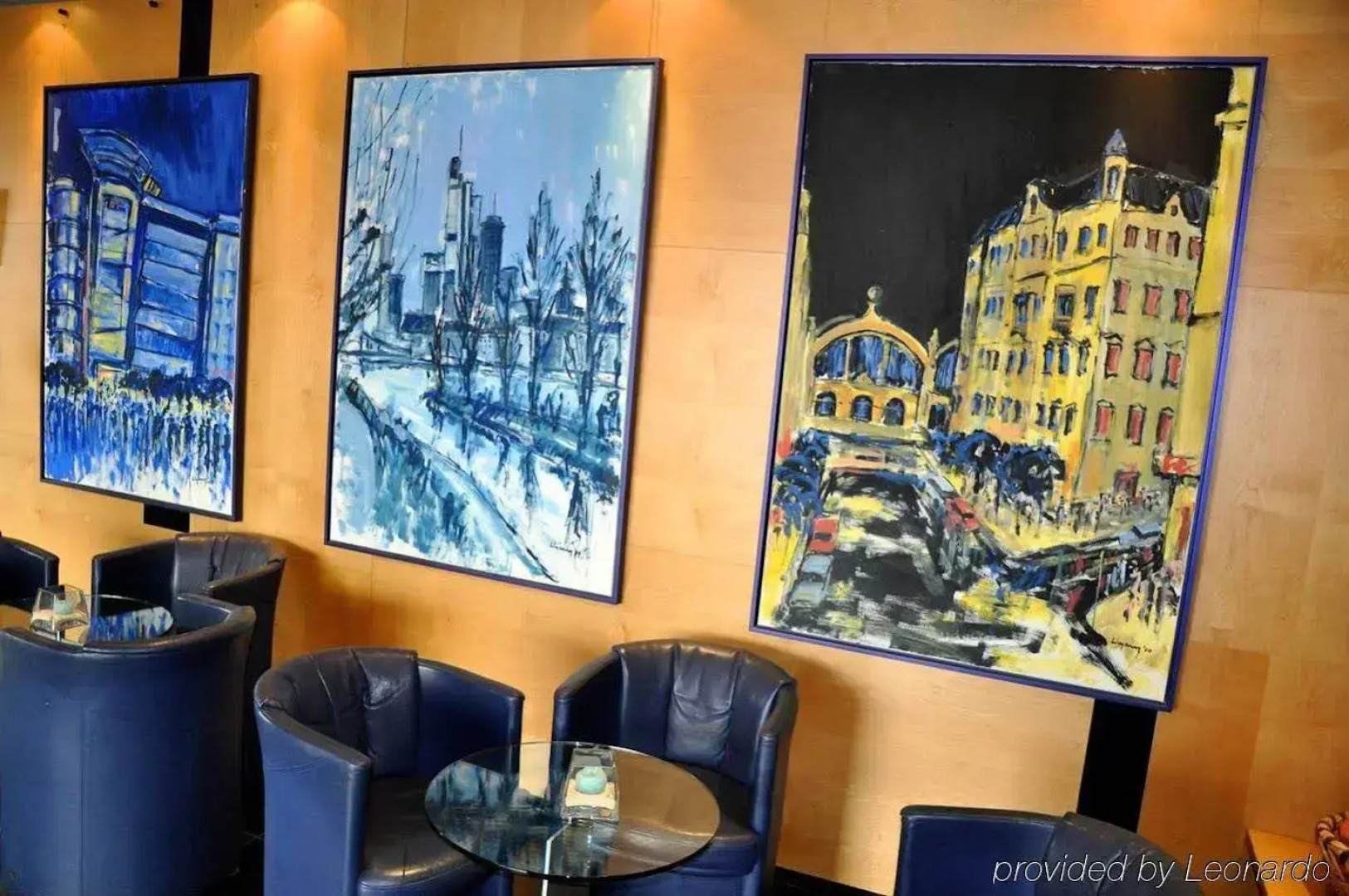 Plaza Hotel & Living Frankfurt