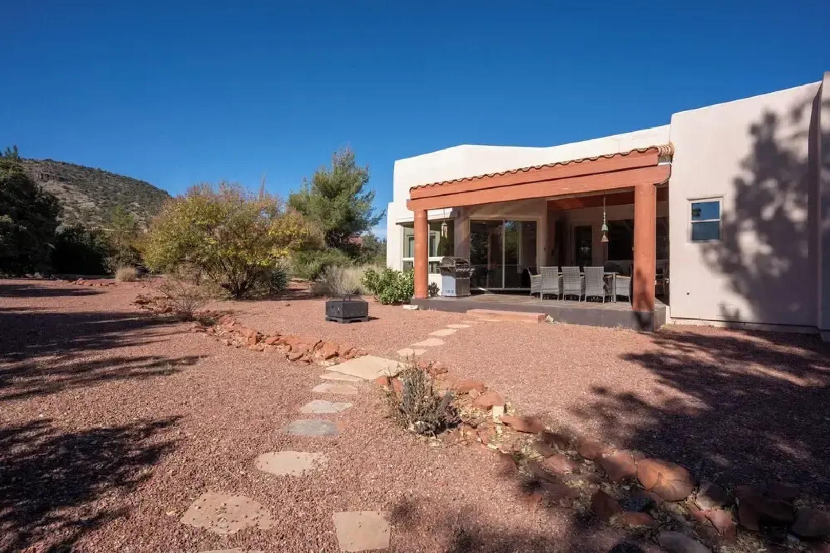 Hot Tub & Mtn Views: Expansive Sedona Retreat