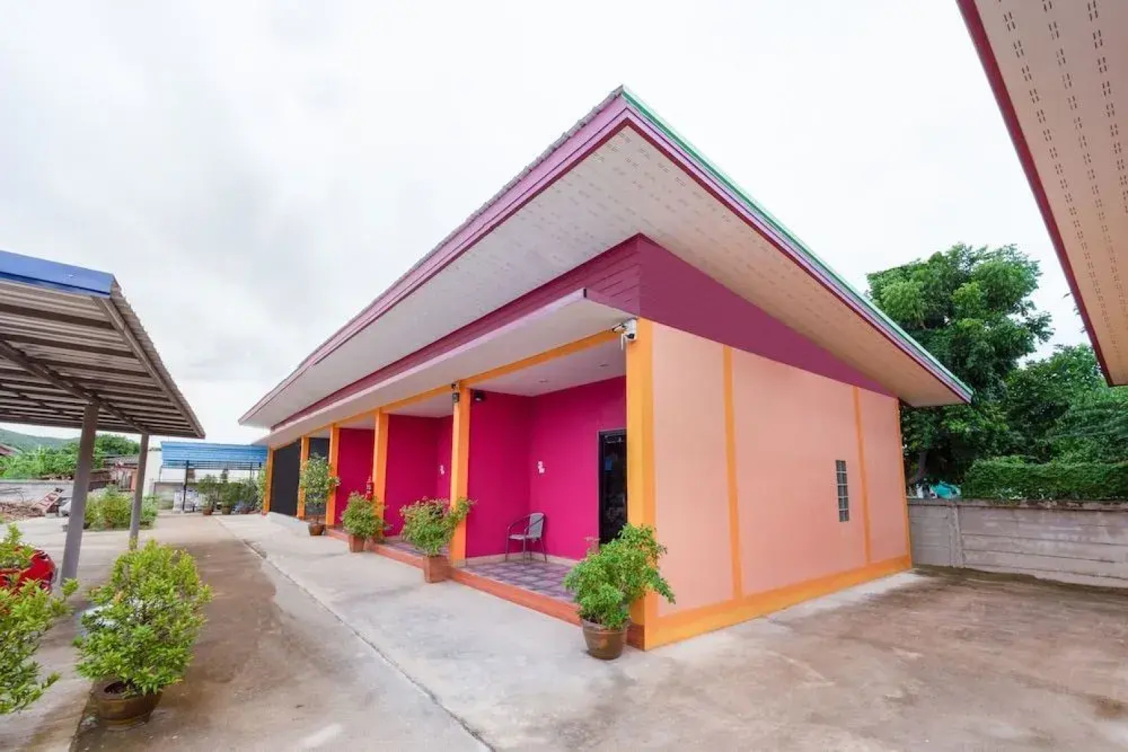 Vassana Resort by  Rooms
