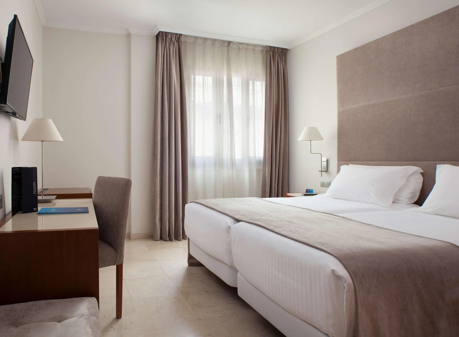 NH Córdoba Califa Hotel