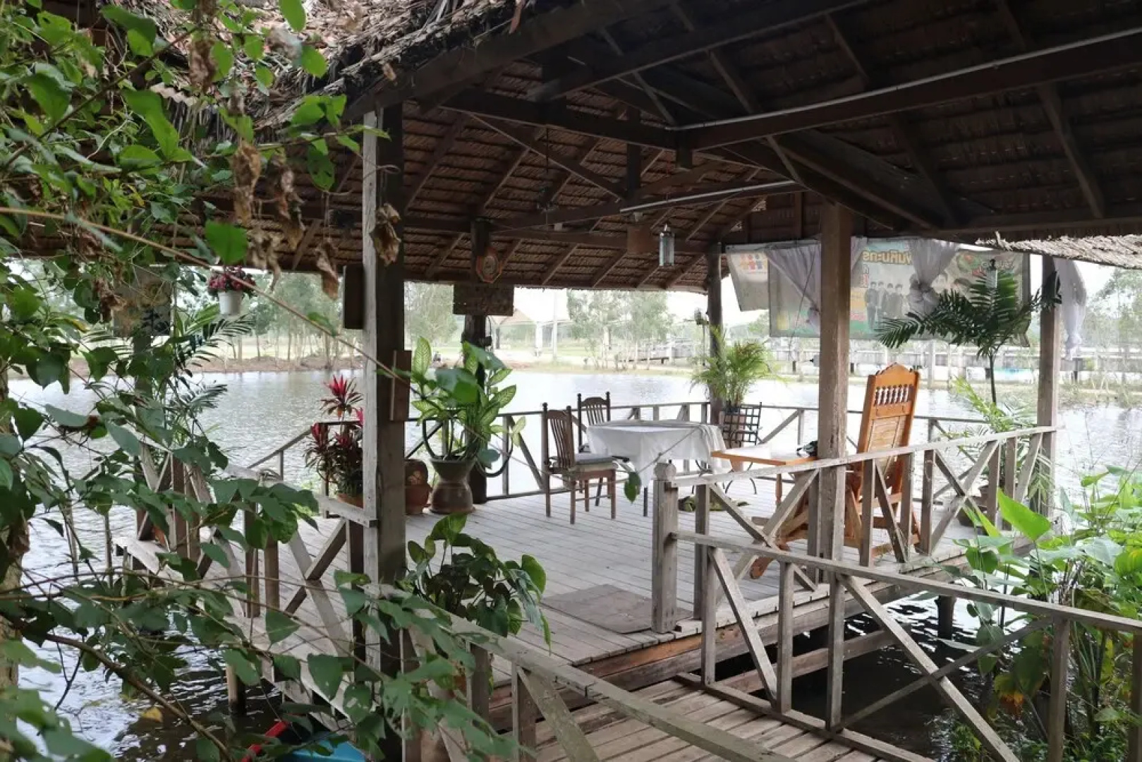 Chiwathan Resort