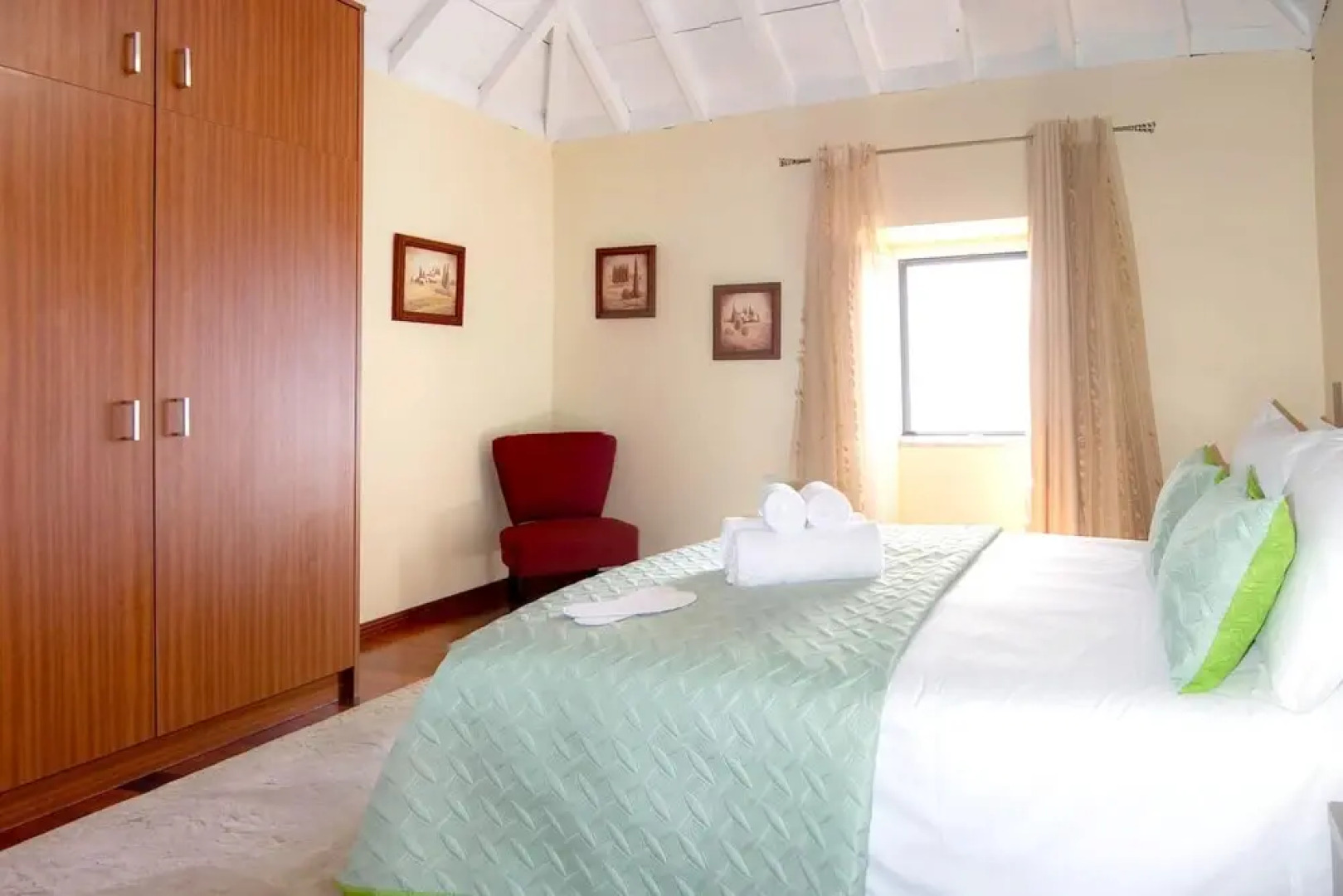 House With One Bedroom In Faja Da Ovelha With Wonderful Sea View Furnished Terrace And Wifi