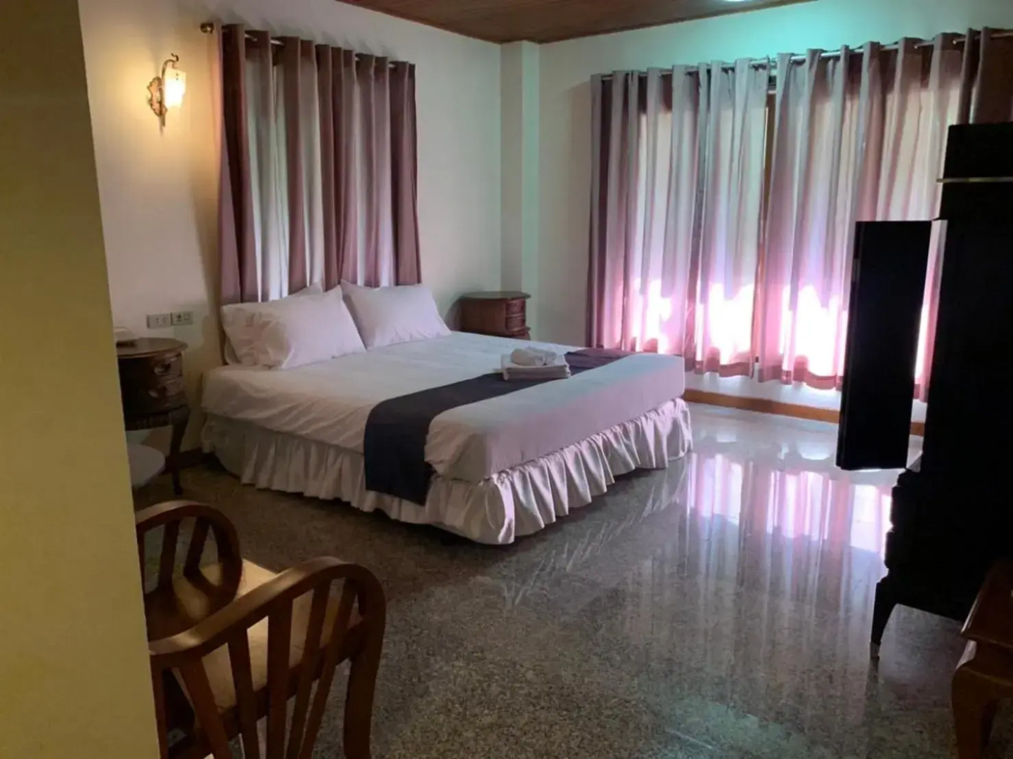 Tak Andaman Resort & Hotel