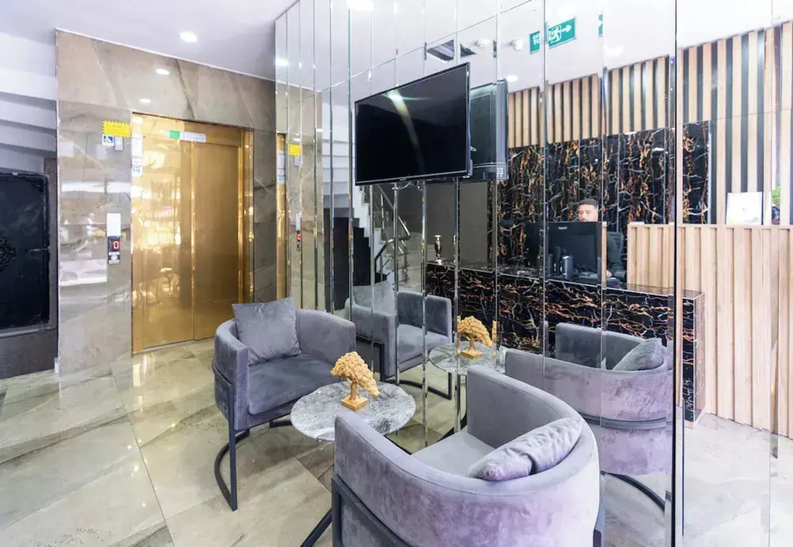 Black Palace Hotel