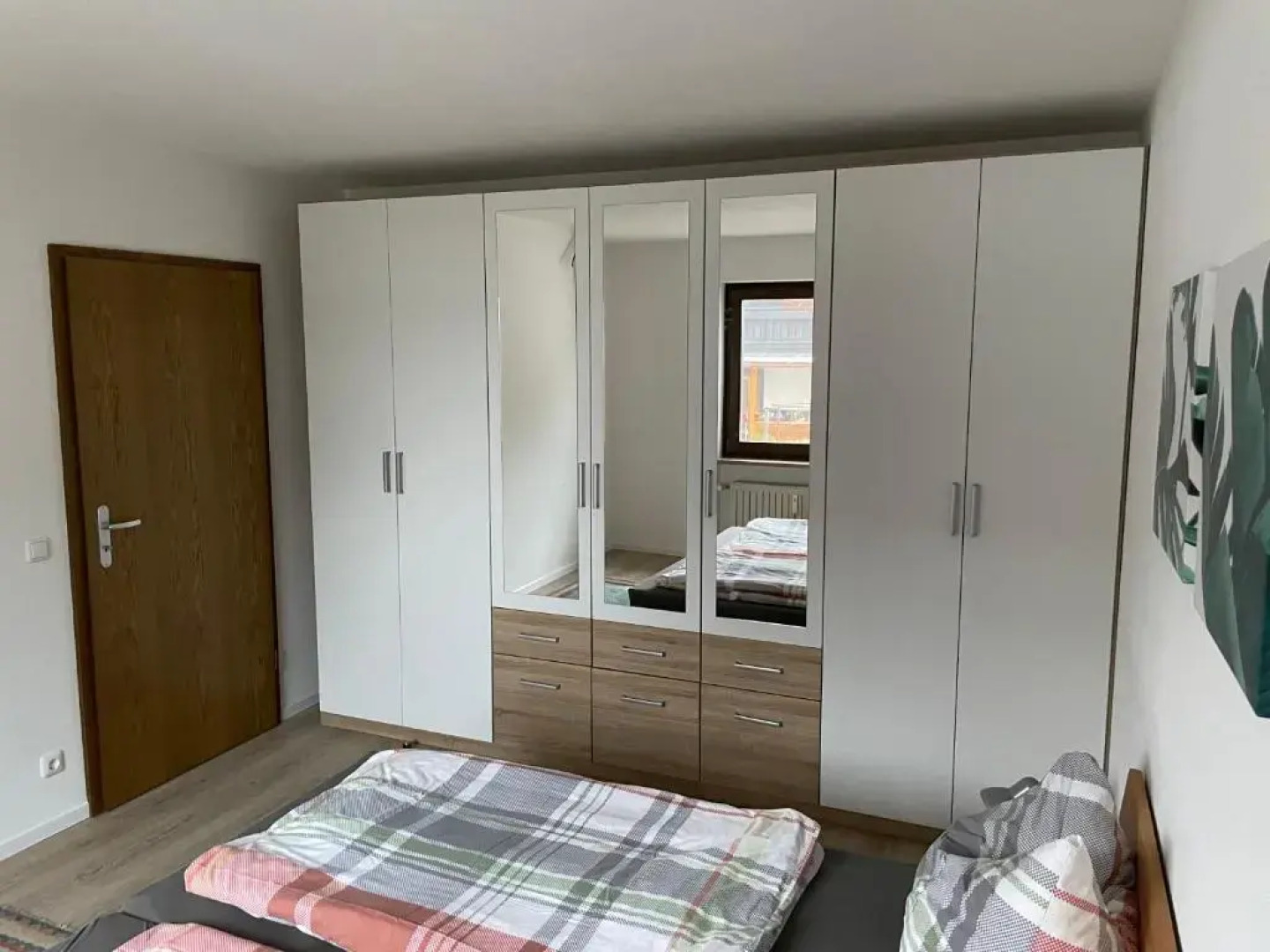 Großzügiges Domizil, 90qm, mit Terrasse, Garten und Garage