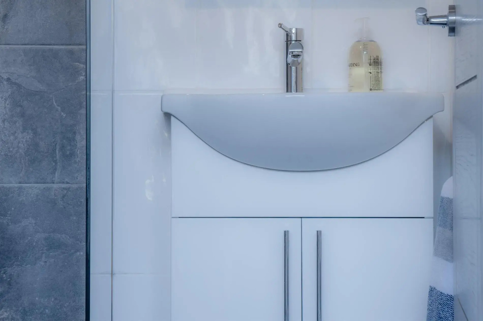 Marina View - 1 Bedroom Apartment - Neyland Marina