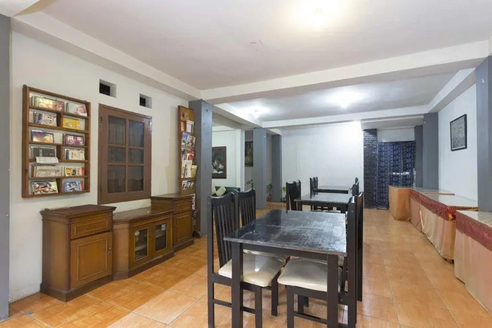 RedDoorz @ Tanah Baru Depok