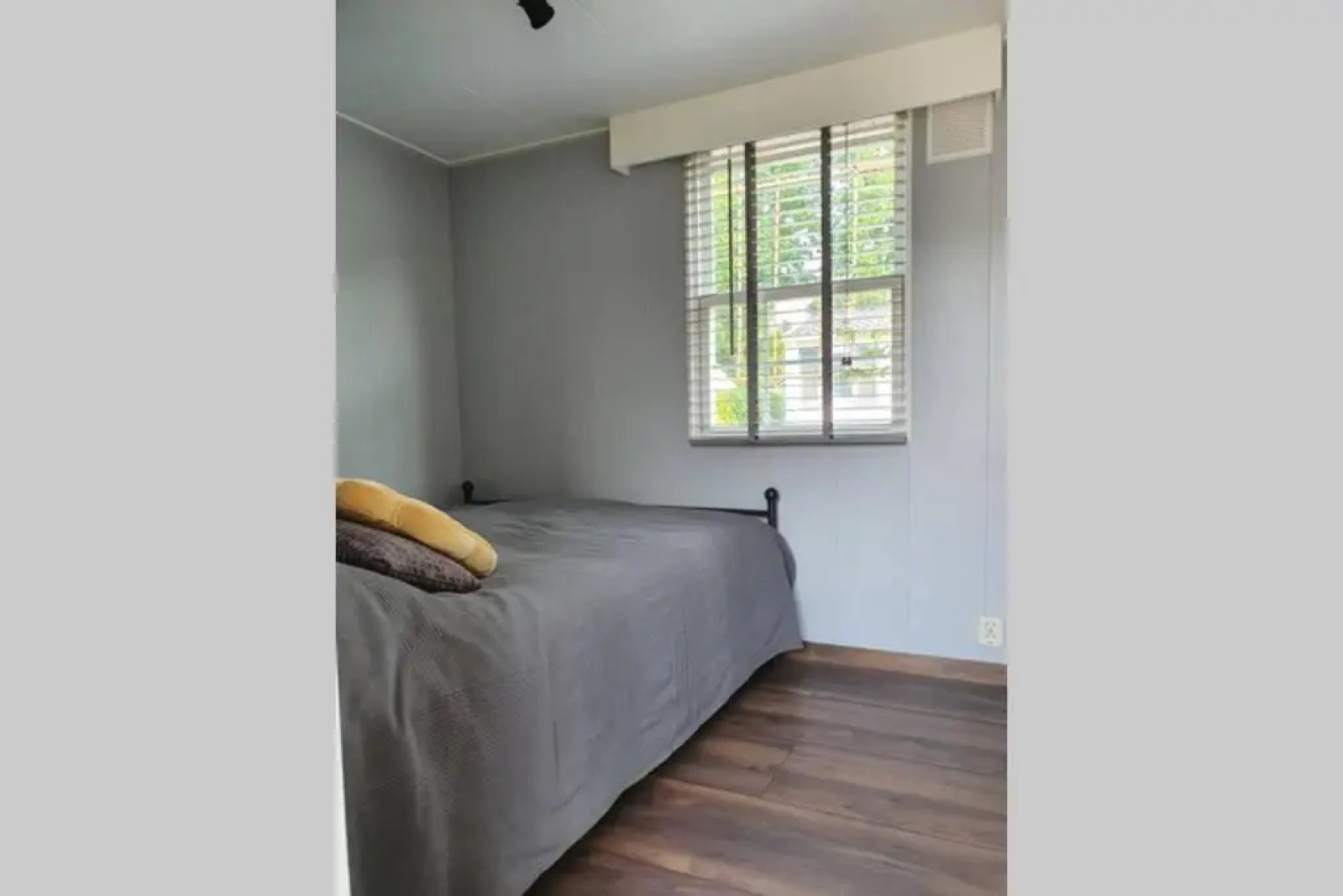 Vazonics Valkenbosch 76