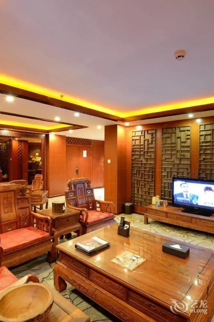 Shizong Diheng Hotel