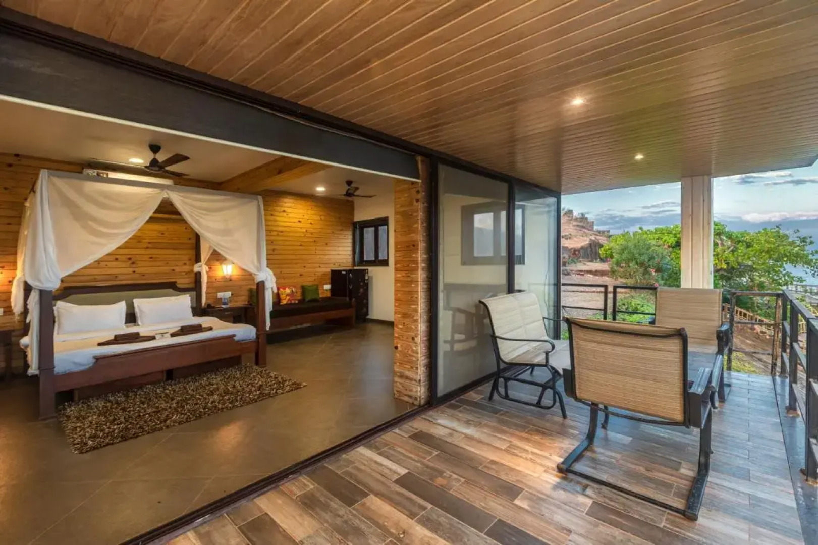 SaffronStays Athaang, Dapoli