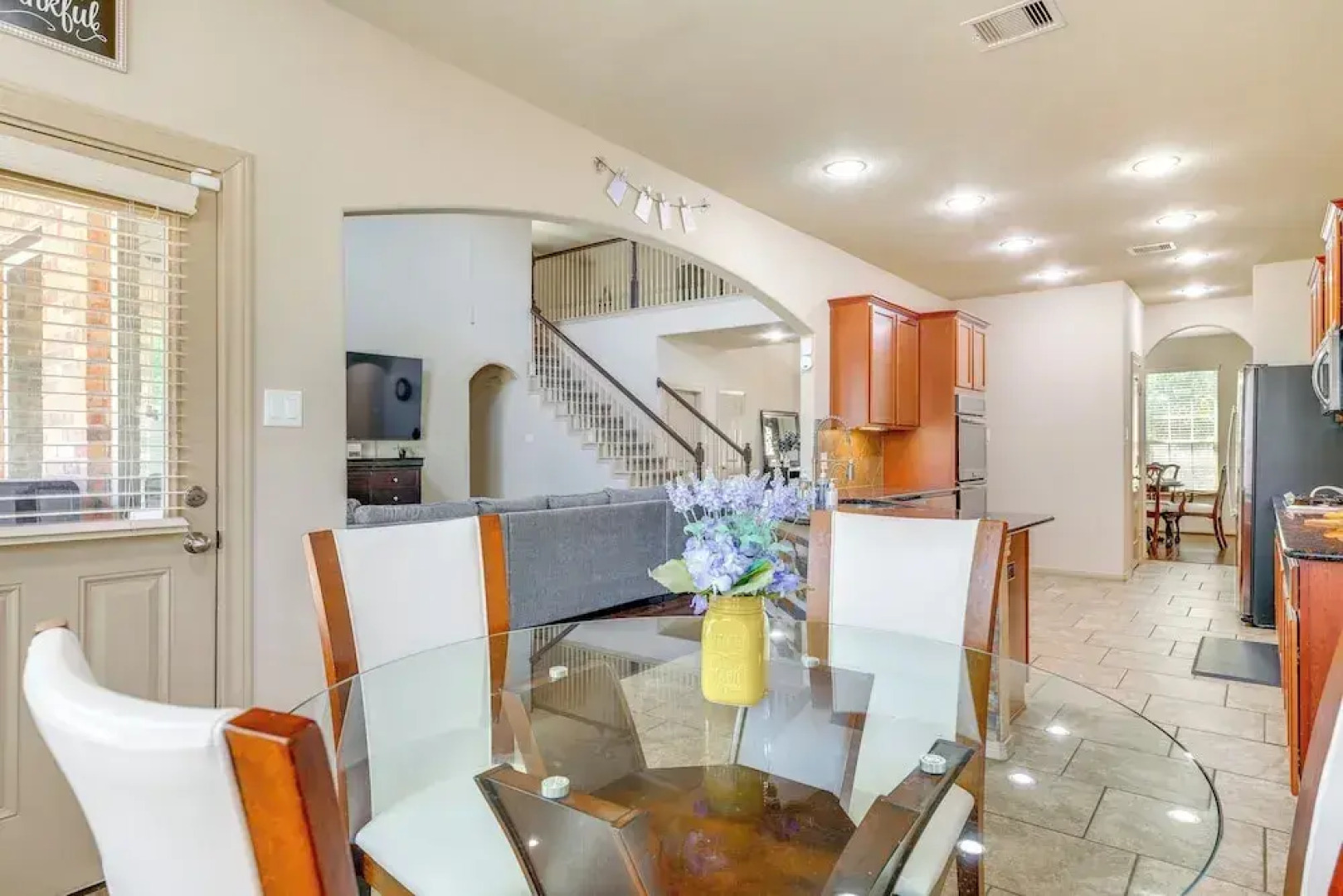 < 1 Mi to Lake Conroe: Home w/ Furnished Patio!