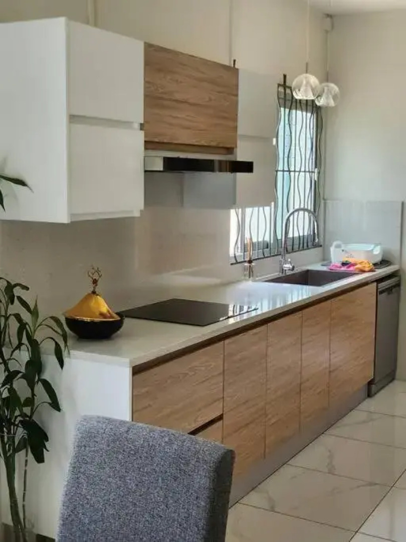 luxury cheerful 4 bedrooms villa in Calodyne