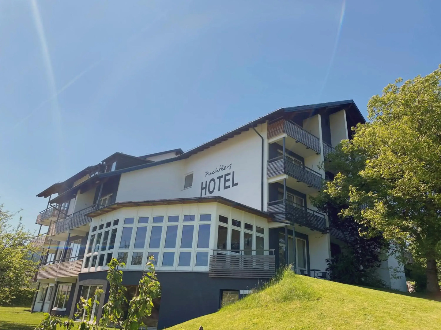 Gasthof Deutscher Adler & Hotel Puchtler