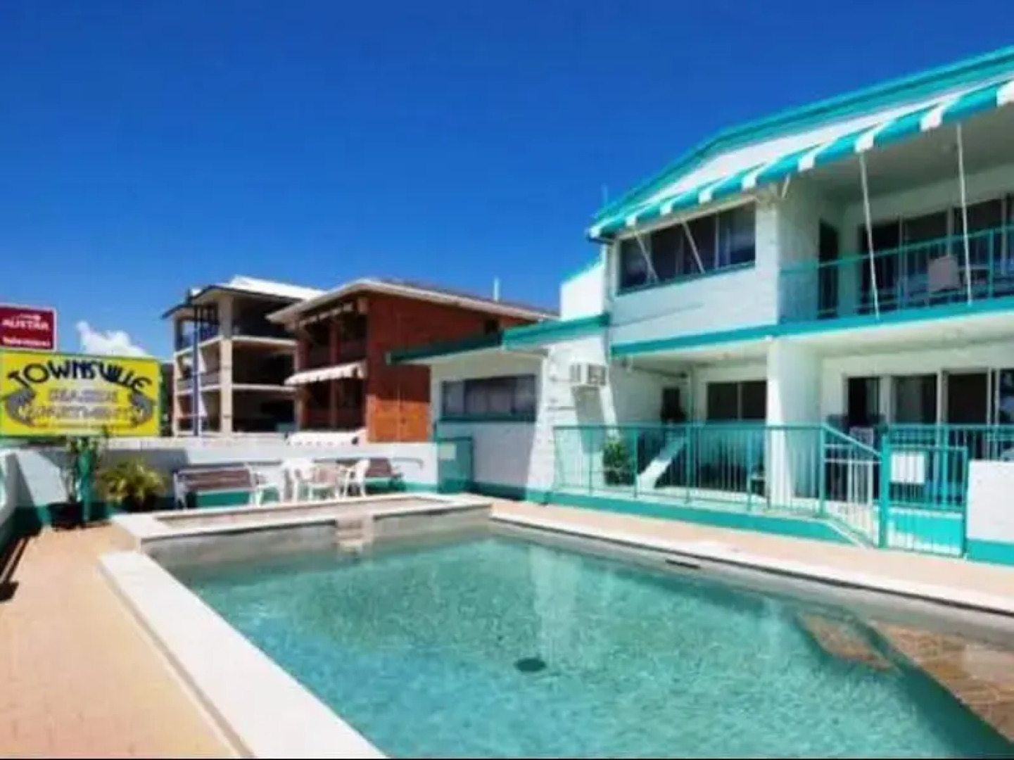 Townsville Seaside Apartments