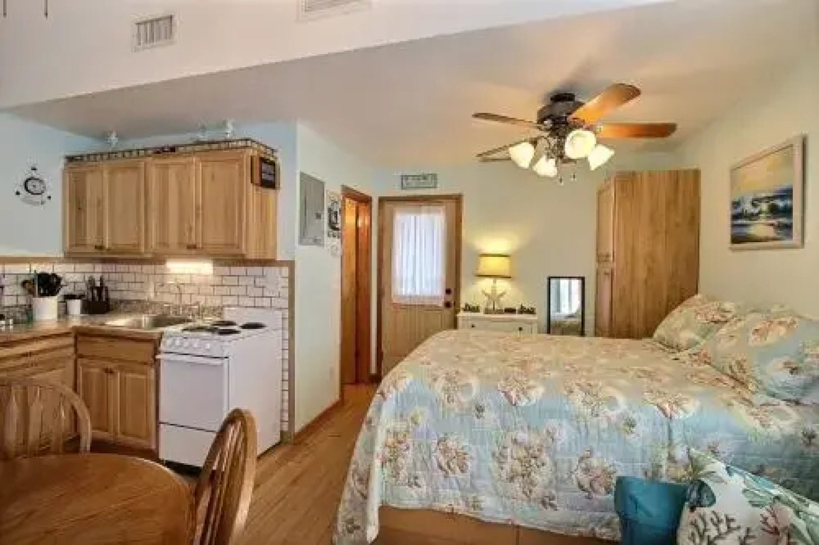 NC 12 56821-20 Condo by RedAwning