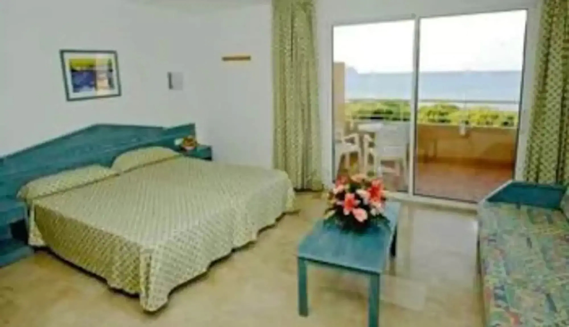 Dunes Platja Aparthotel