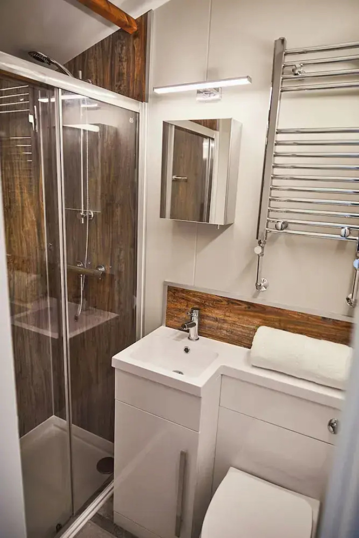 Wildwood Quarry Cabin - Pet Friendly - Sleeps 3/4