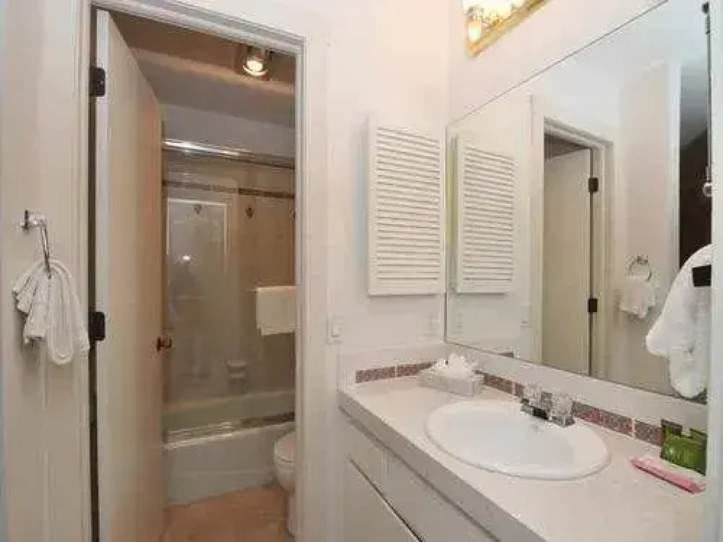 Snowcreek Condominiums Summer Pool with Sun Valley Amenities