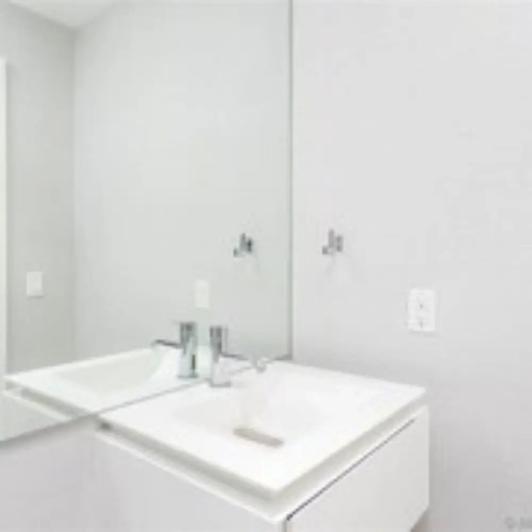 Beautiful Exclusive Fisher Island 3 En-suite Bedroom Apartment With Ocean and Pool Views 6 Guests