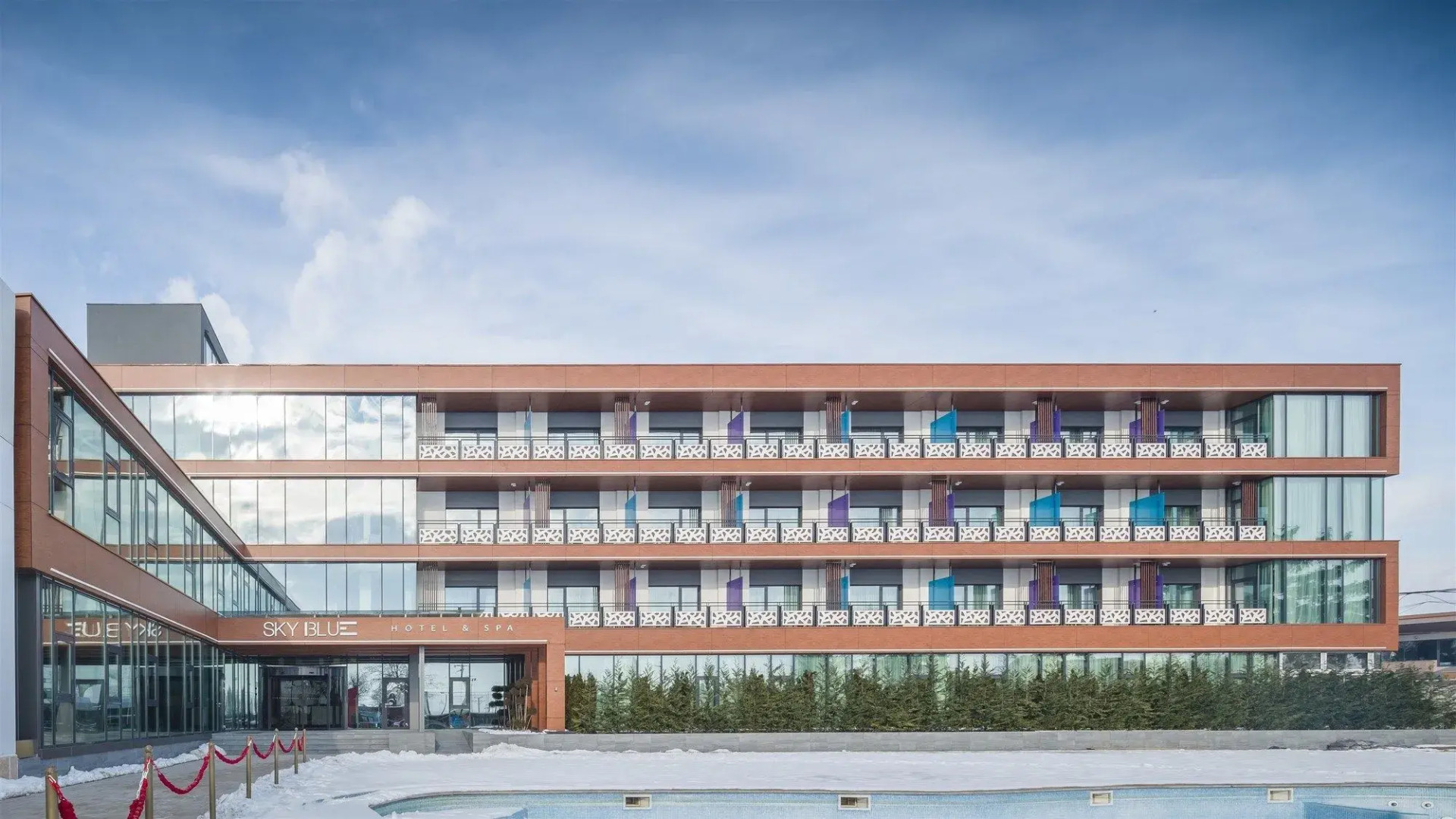 Sky Blue Hotel & Spa
