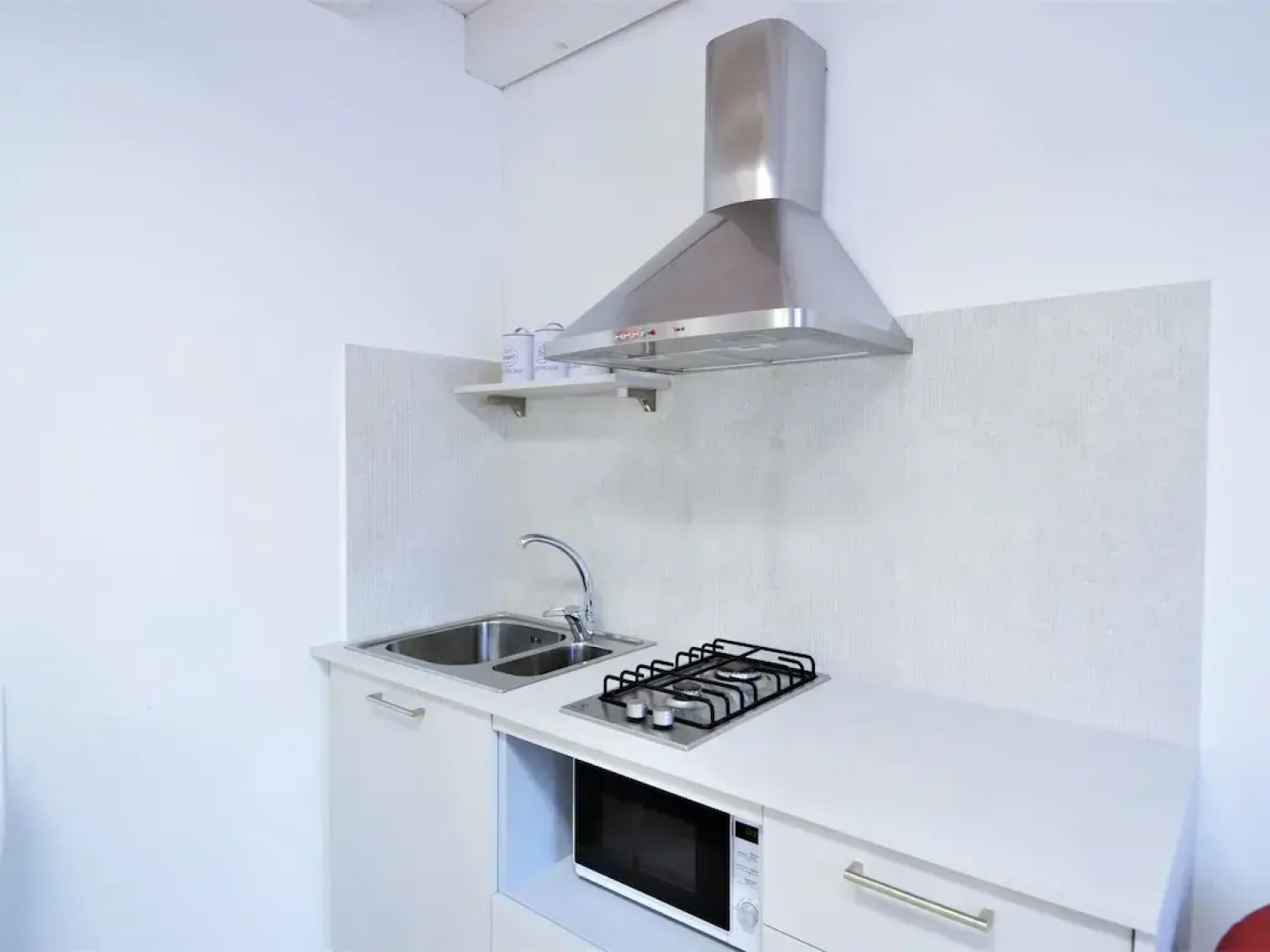 Pleasant Apartment in Miane With Shared Swimming Pool