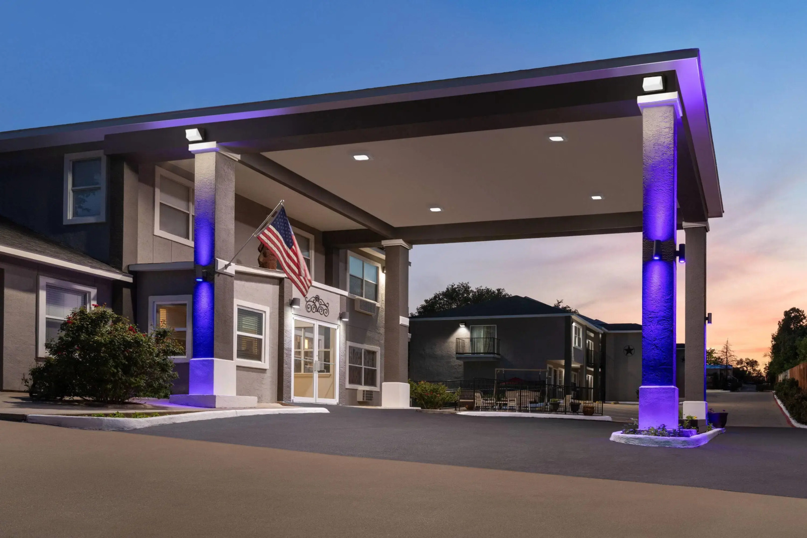 Days Inn by Wyndham Suites Fredericksburg
