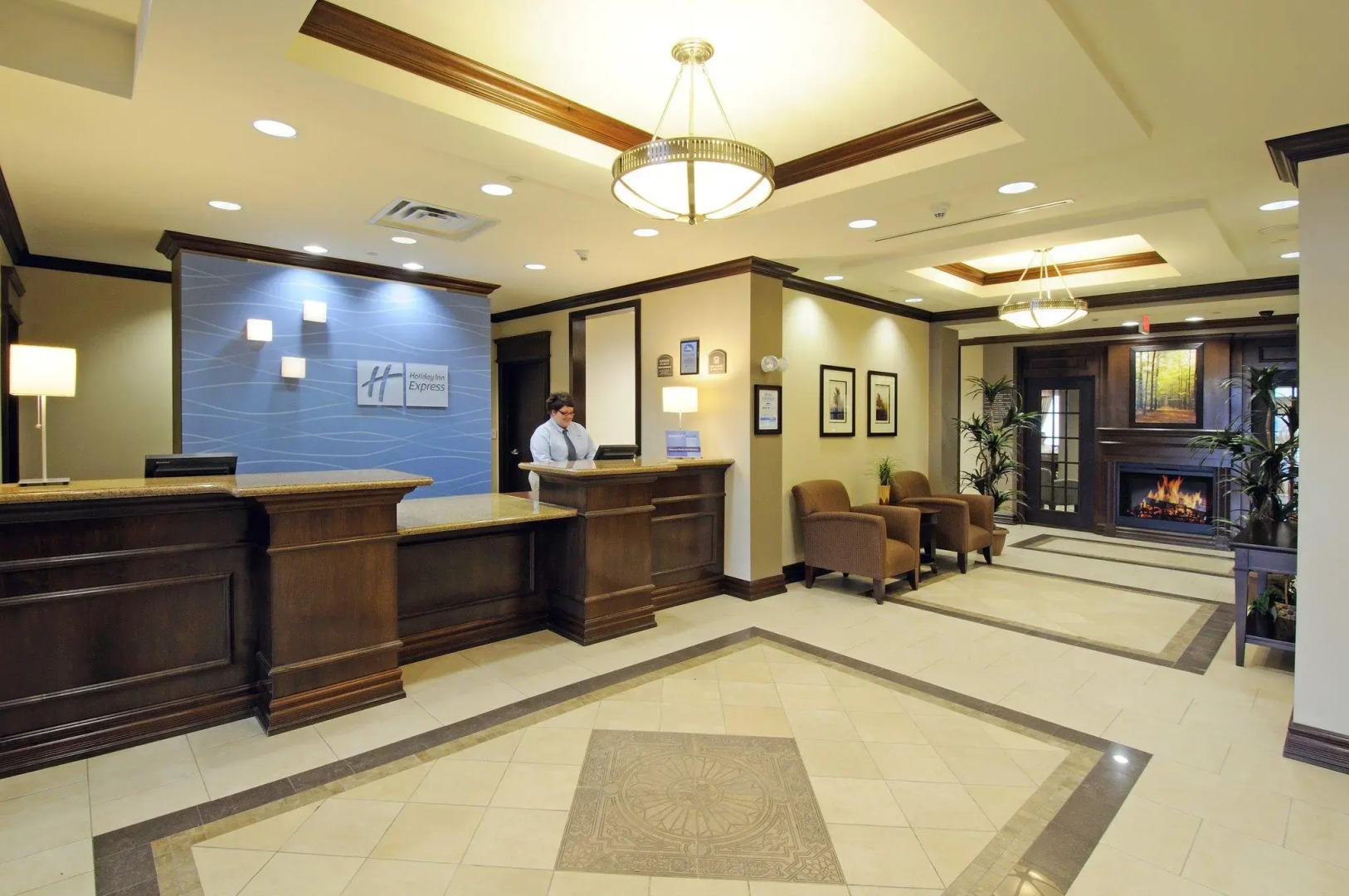 Holiday Inn Express & Suites North Bay by IHG