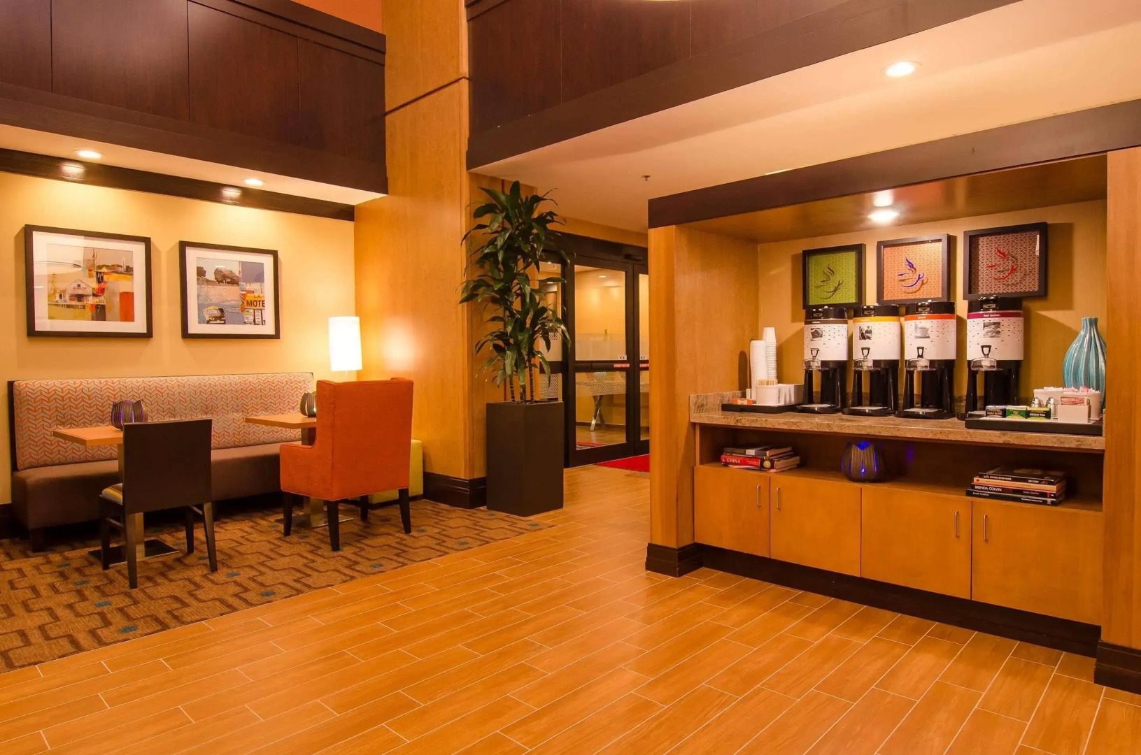 Hampton Inn & Suites by Hilton Houston North IAH