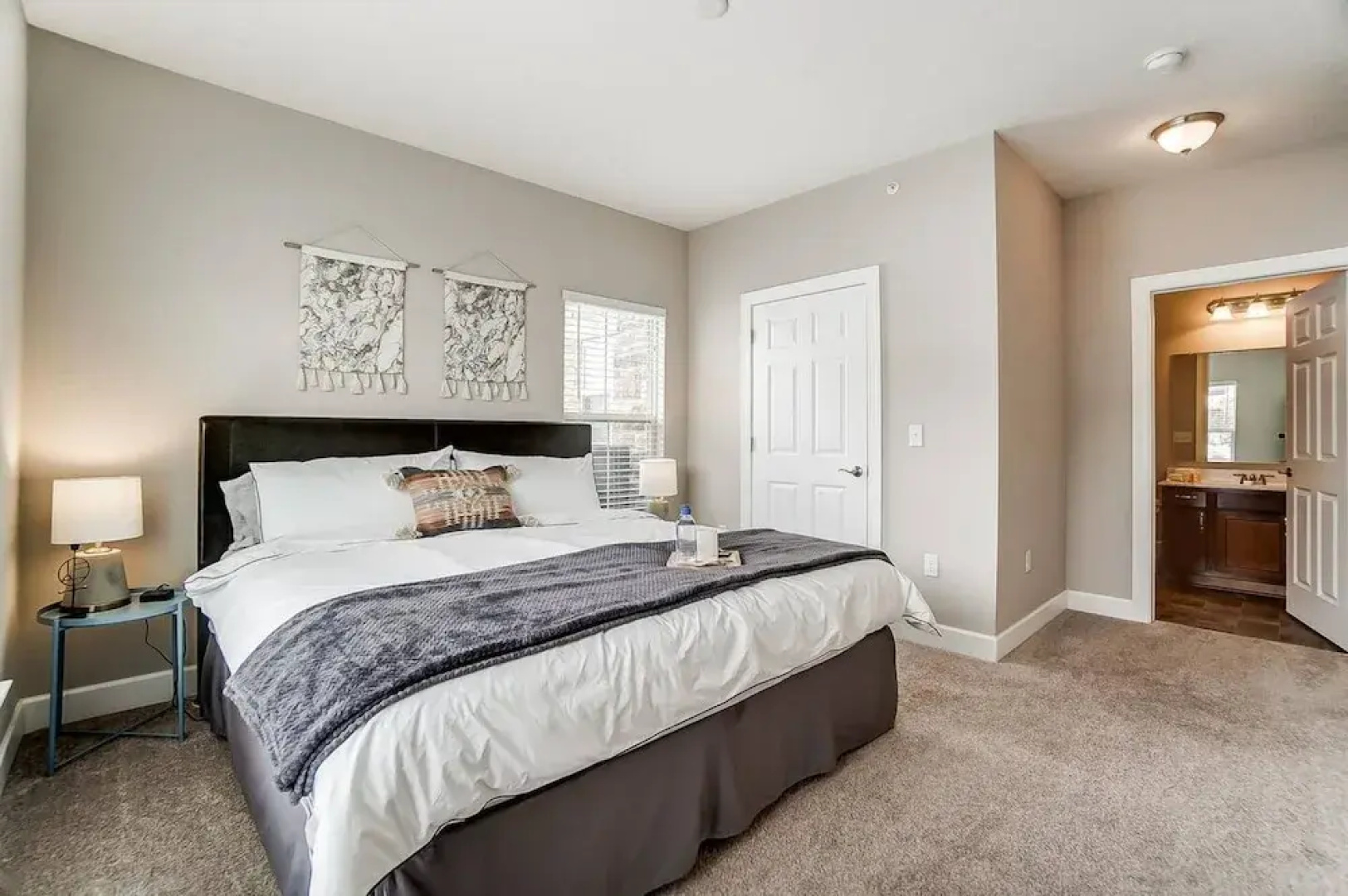 Walkable Pet-friendly 2BR 2BA On 1st Floor
