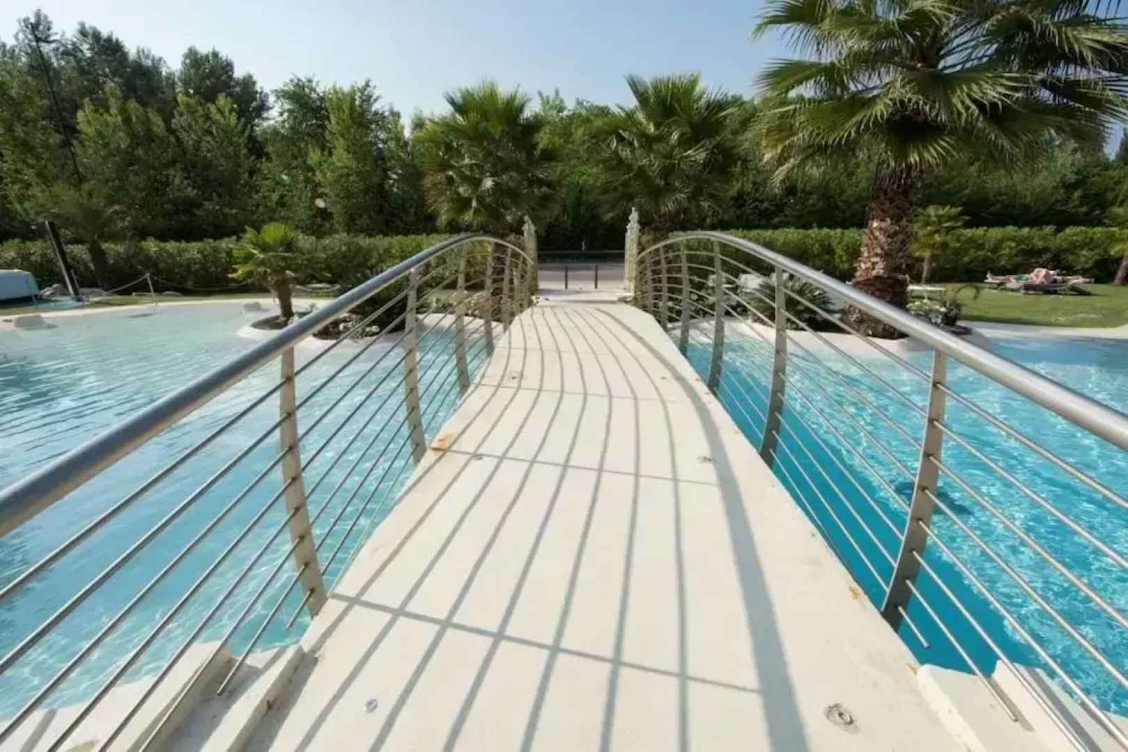 121 Relais du Lac Village - Italian Homing