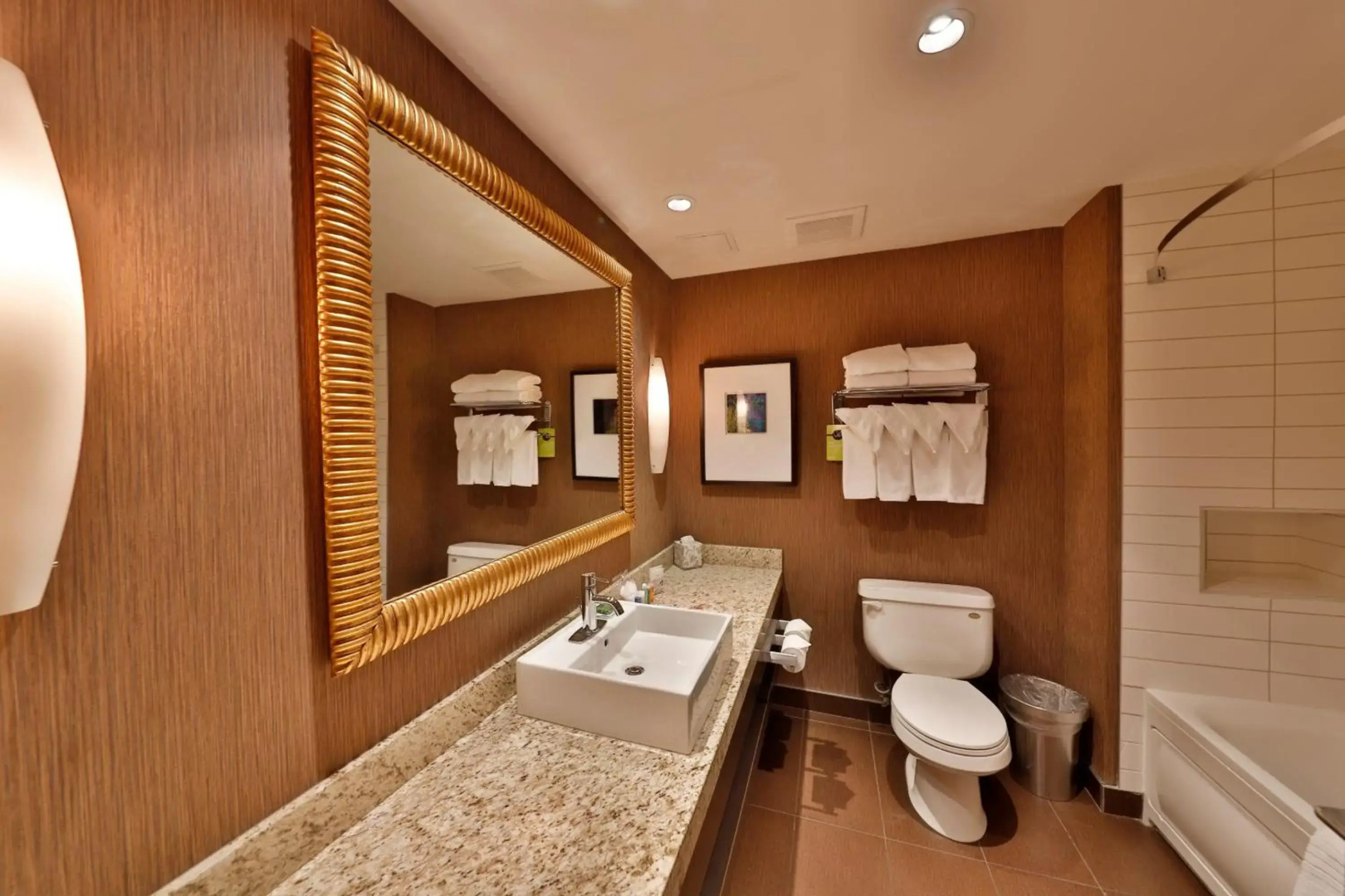 Edmonton Hotel and Convention Centre