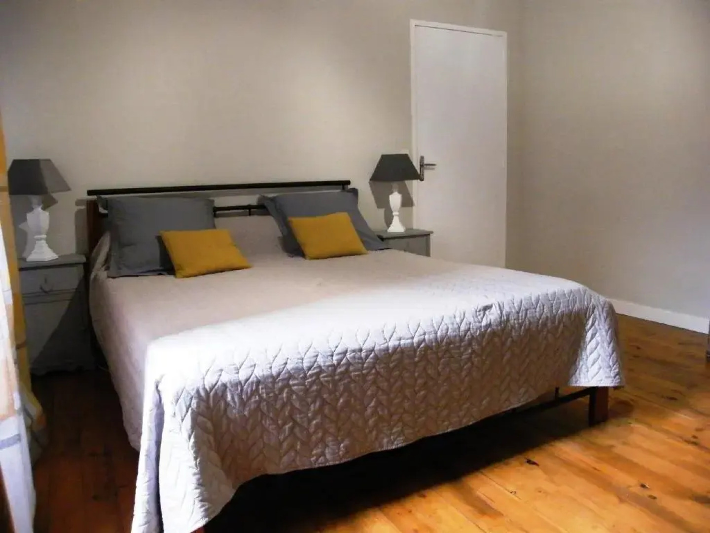 LOU CHASTEL - DEMEURE PERIGOURDINE ENTIEREMENT CLIMATISEE avec PISCINE PRIVEE