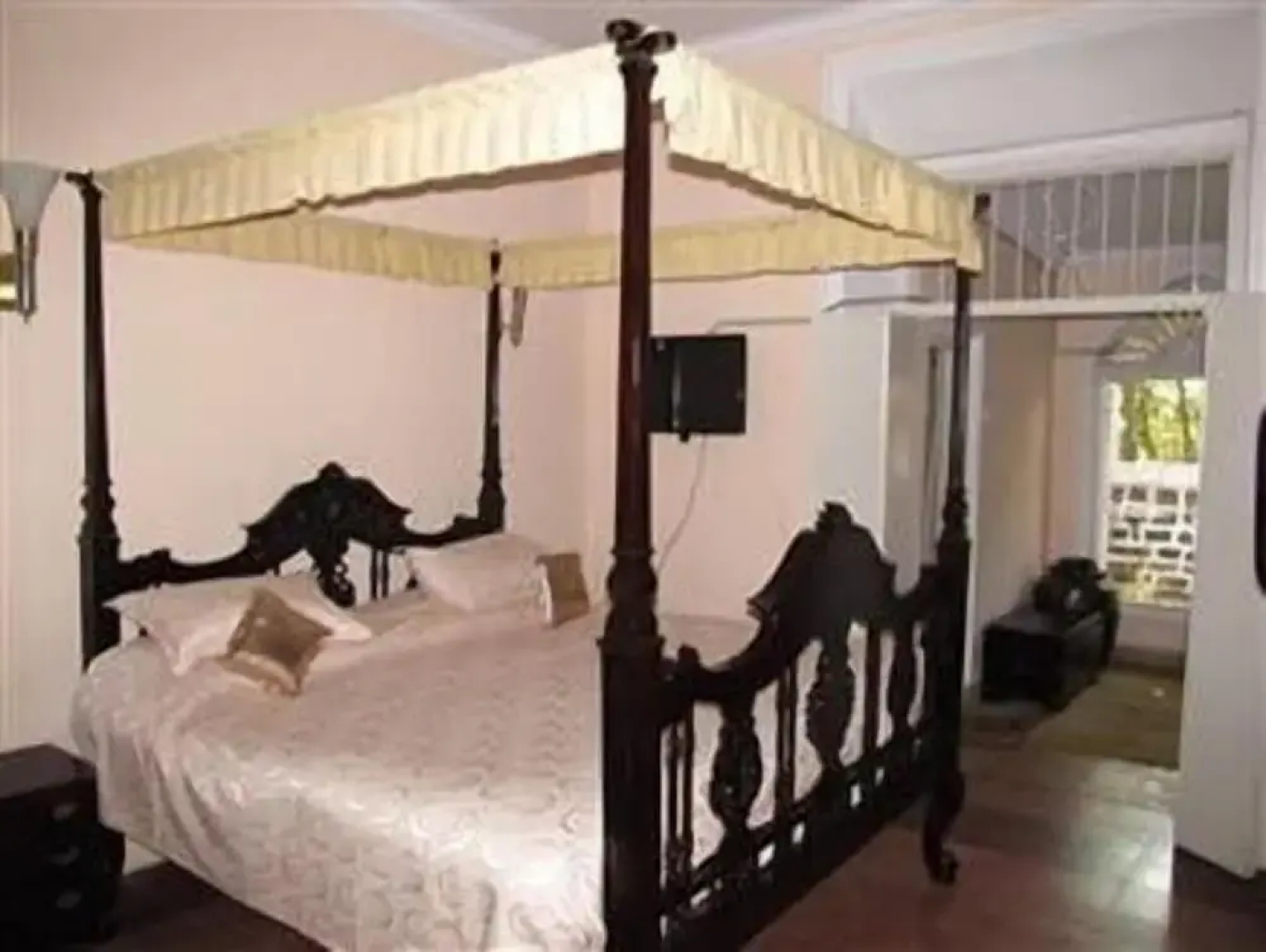 Palacete Rodrigues Heritage Holiday Mansion