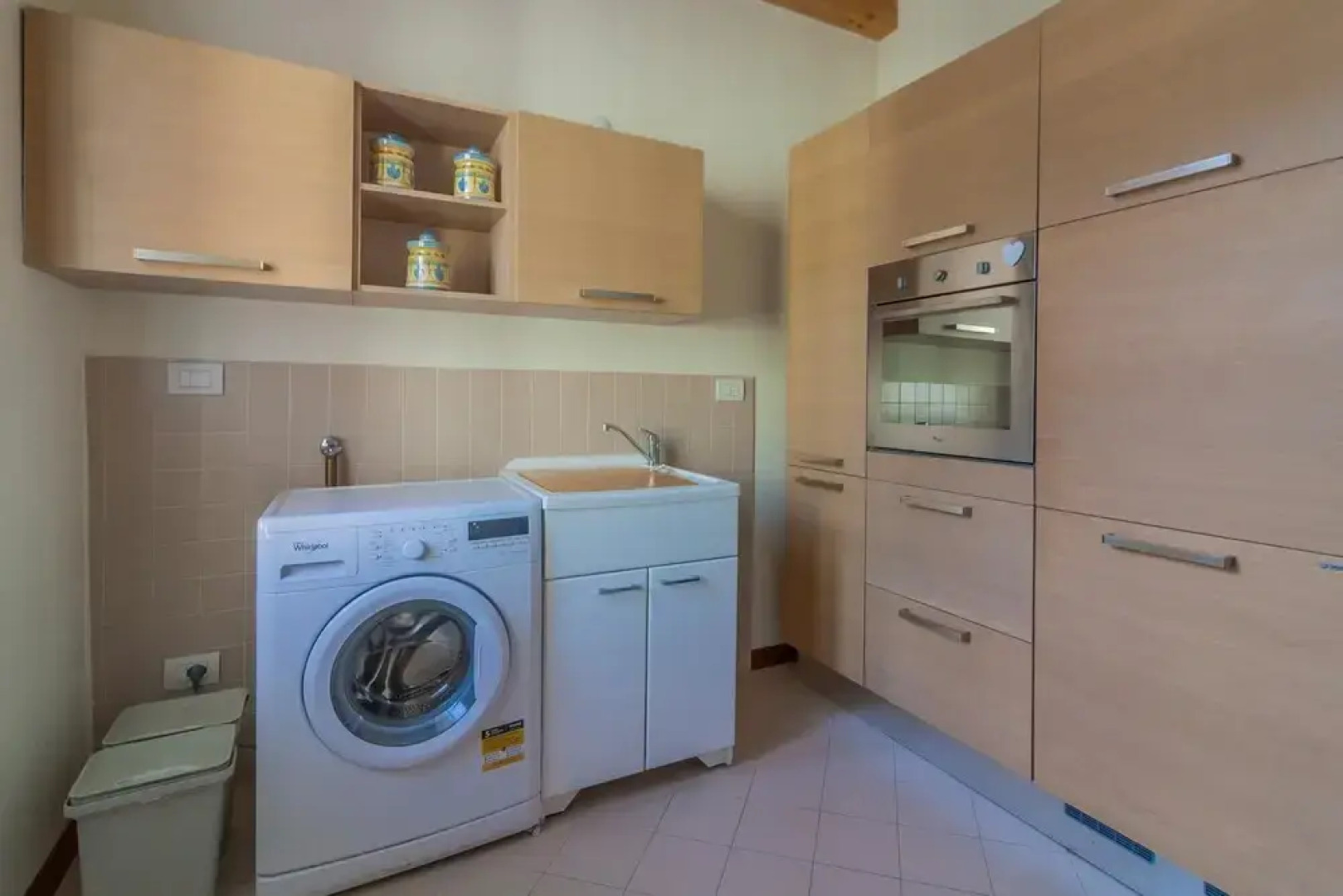 Easy Welcome Aglaia Luxury Lake View Apartment