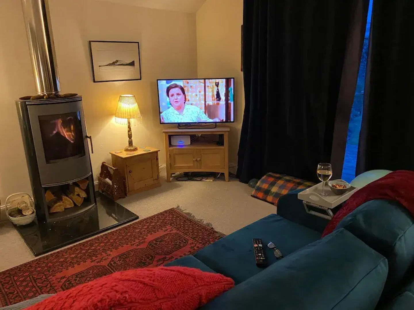 Cosy and Stylish Cottage in Thornhill