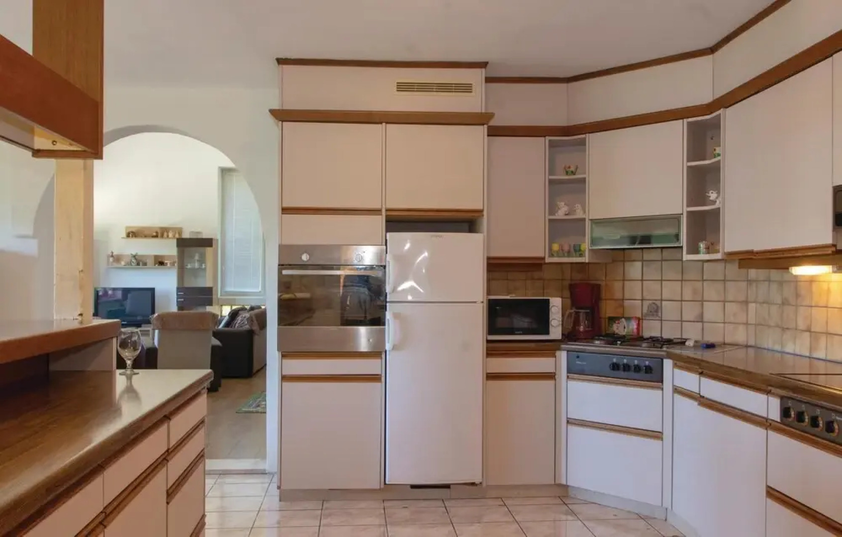 Stunning Home in Zrnovo With Wifi and 3 Bedrooms