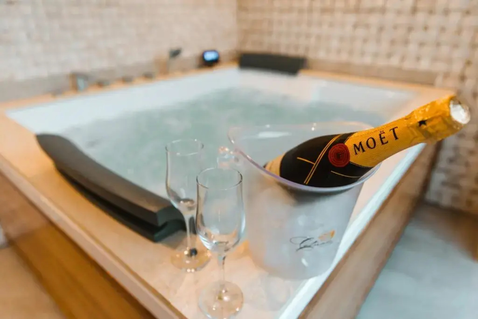 Elexus Poiana Brasov