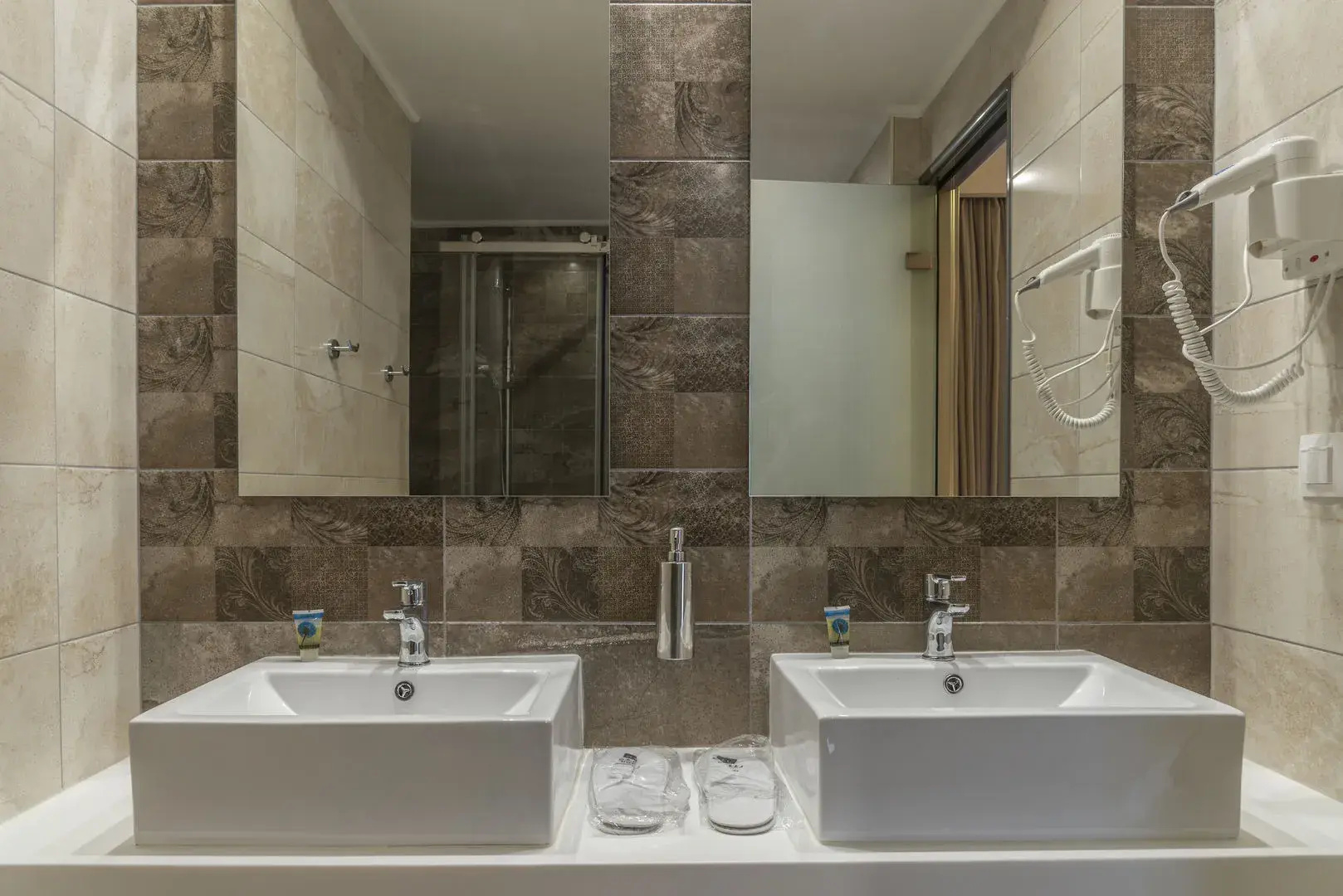 Agrelli Hotel