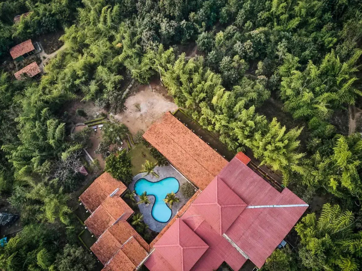 WelcomHeritage Jungle Home Pench