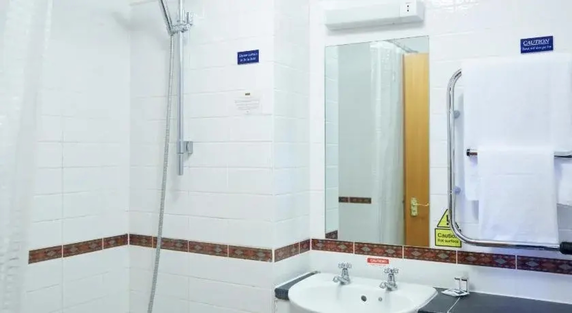 The Wee Waif Reading by Greene King Inns