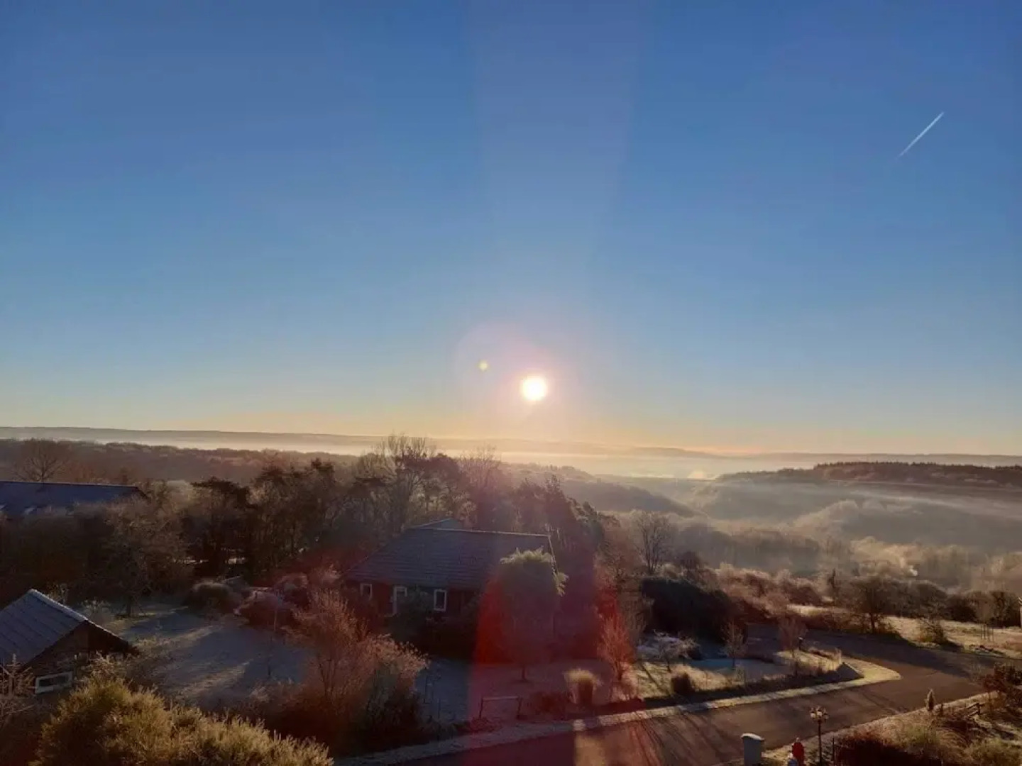 Cozy Chalet in Septon with Sauna and Jacuzzi